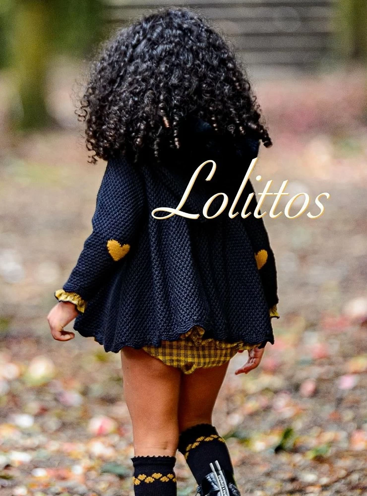 Abrigo en punto negro colección Globo de Lolittos