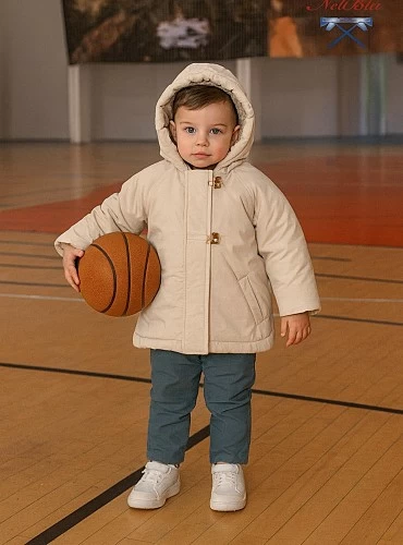 Abrigo engomado para niño color beige