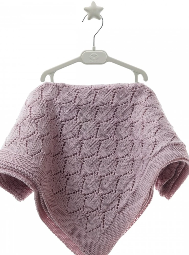 Baby blanket for first outfits in summer knit. Two colors