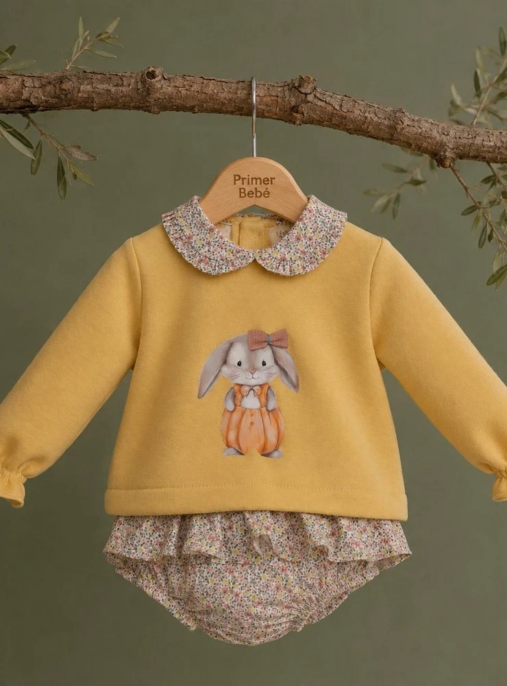 Baby girl set sweatshirt and bloomers with ruffles Cascabel collection