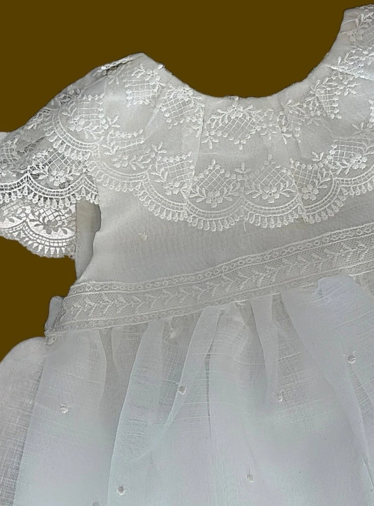 Baby girl's christening gown with muslin bonnet | Victoria Collection