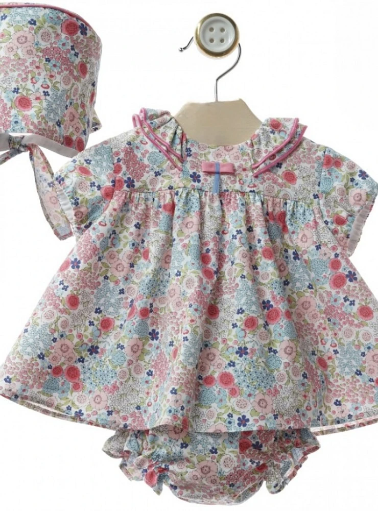 Baby Jesus set with bonnet and bloomers, Marmolina Collection