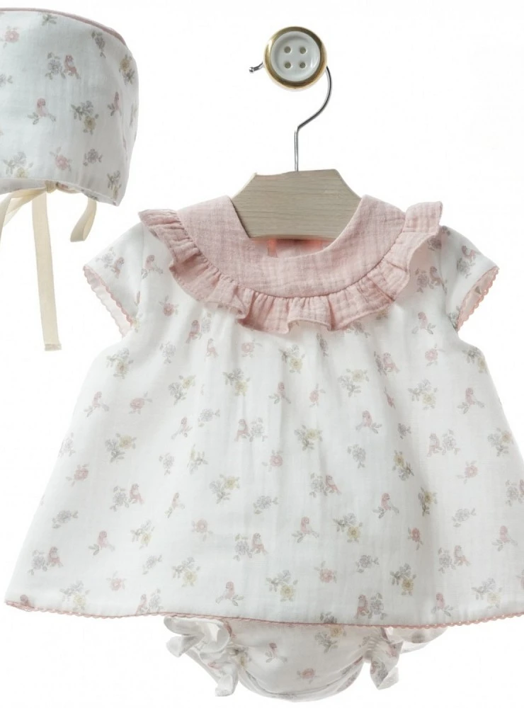 Baby Jesus set with bonnet and bloomers, Provencal Collection