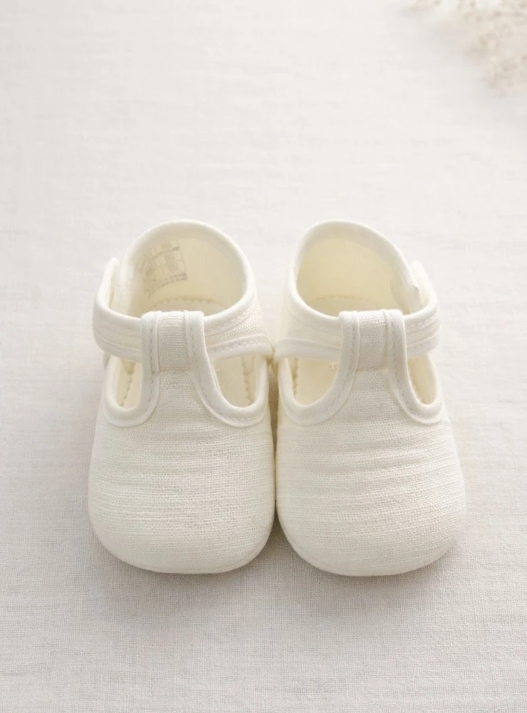 Beige linen sandals for boys. Special occasion.