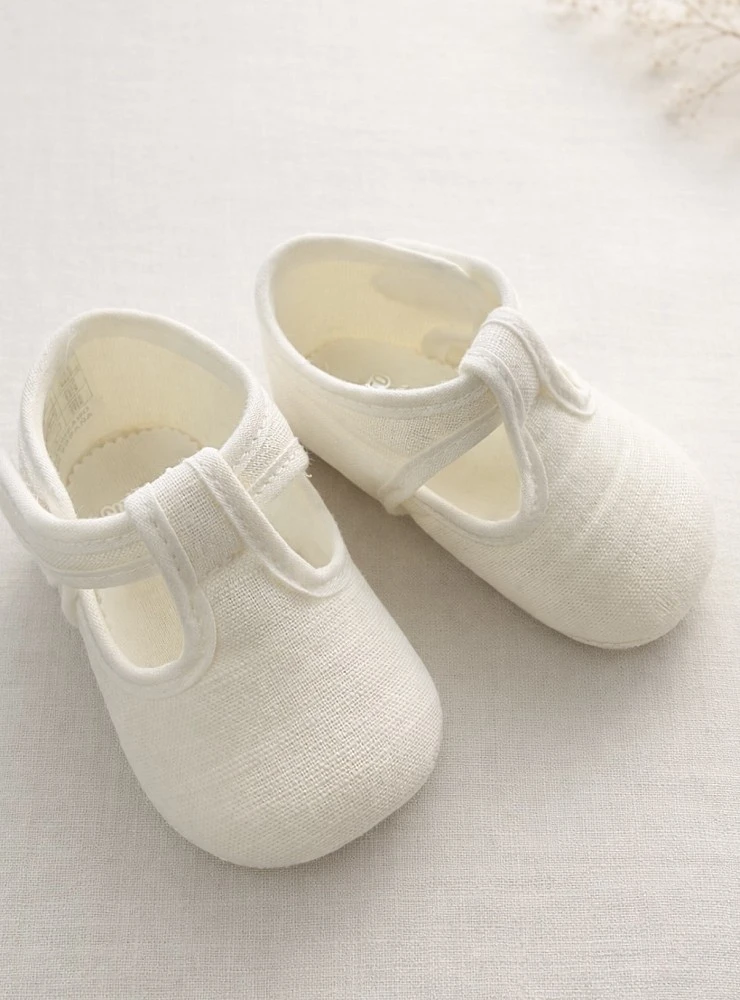 Beige linen sandals for boys. Special occasion.
