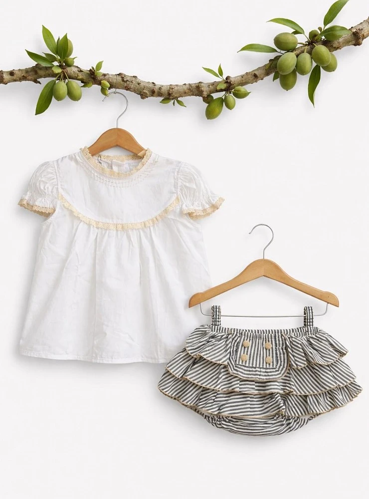 Blouse and brief set with ruffles from the Coffee collection