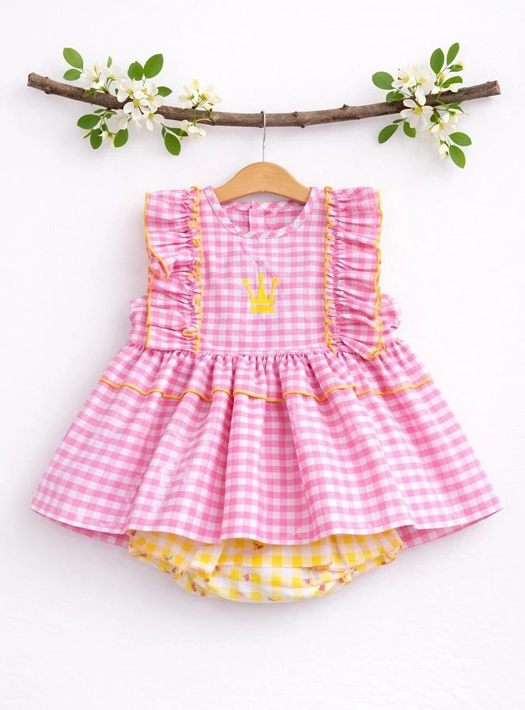 Blouse and skirt set from the Lovely collection