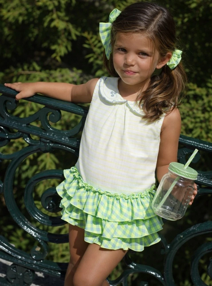 Blouse and skirt set from the Pescardinos collection