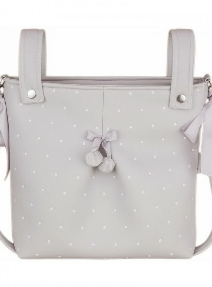 Bolso panera de polipiel con bodoques y pompones
