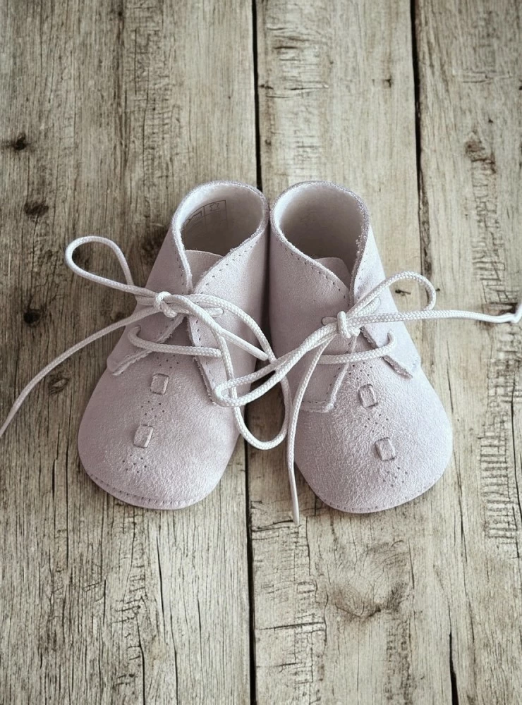 Botitas de bebé en ante Beige con cordones