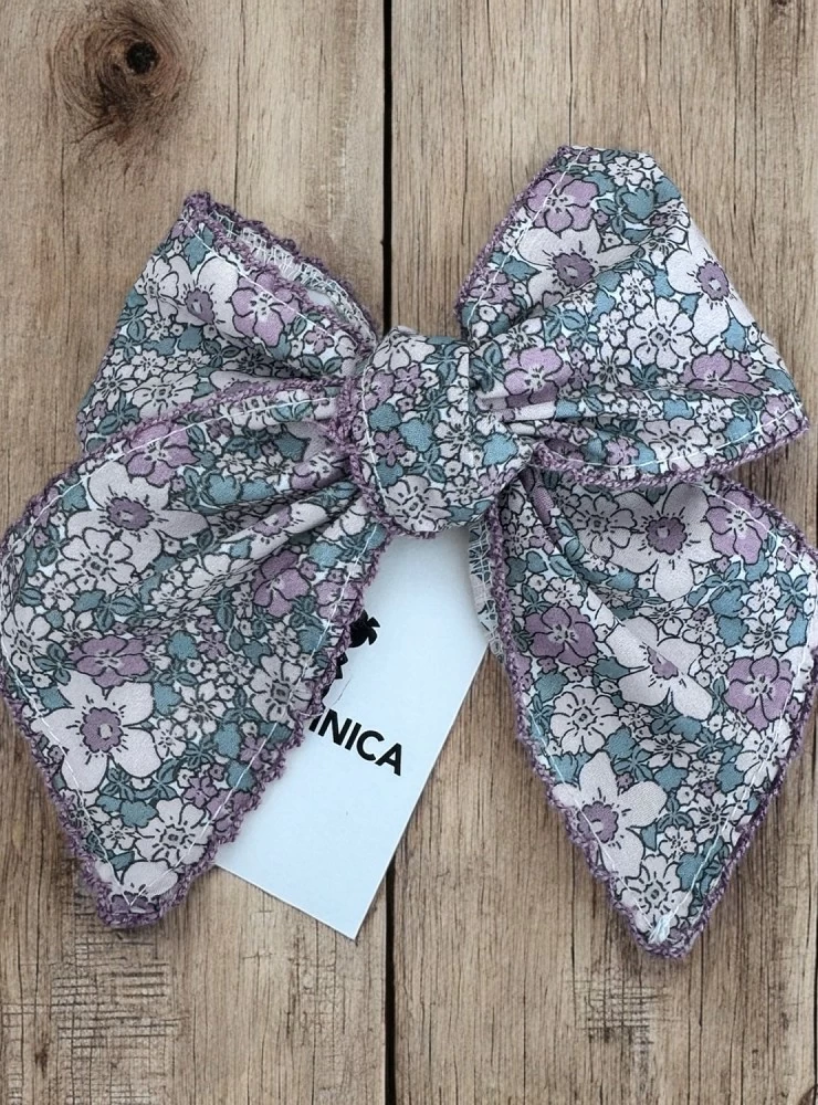 Bow with clip from the Vienna collection by La Martinique
