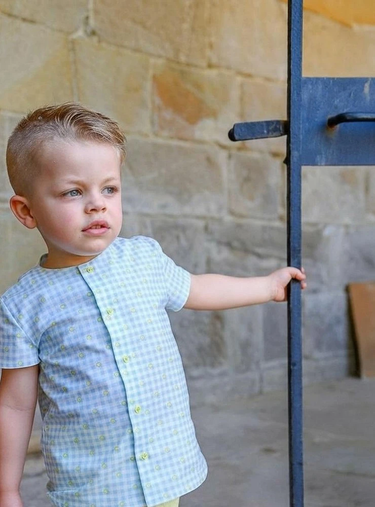 Boy's outfit: shirt and shorts, Te Quiero collection