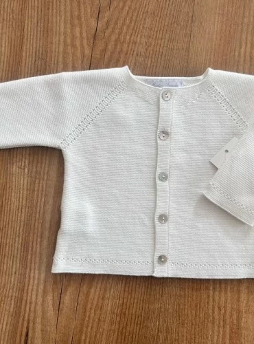 Chaqueta para niño en blanco o beige . Punto de algodón