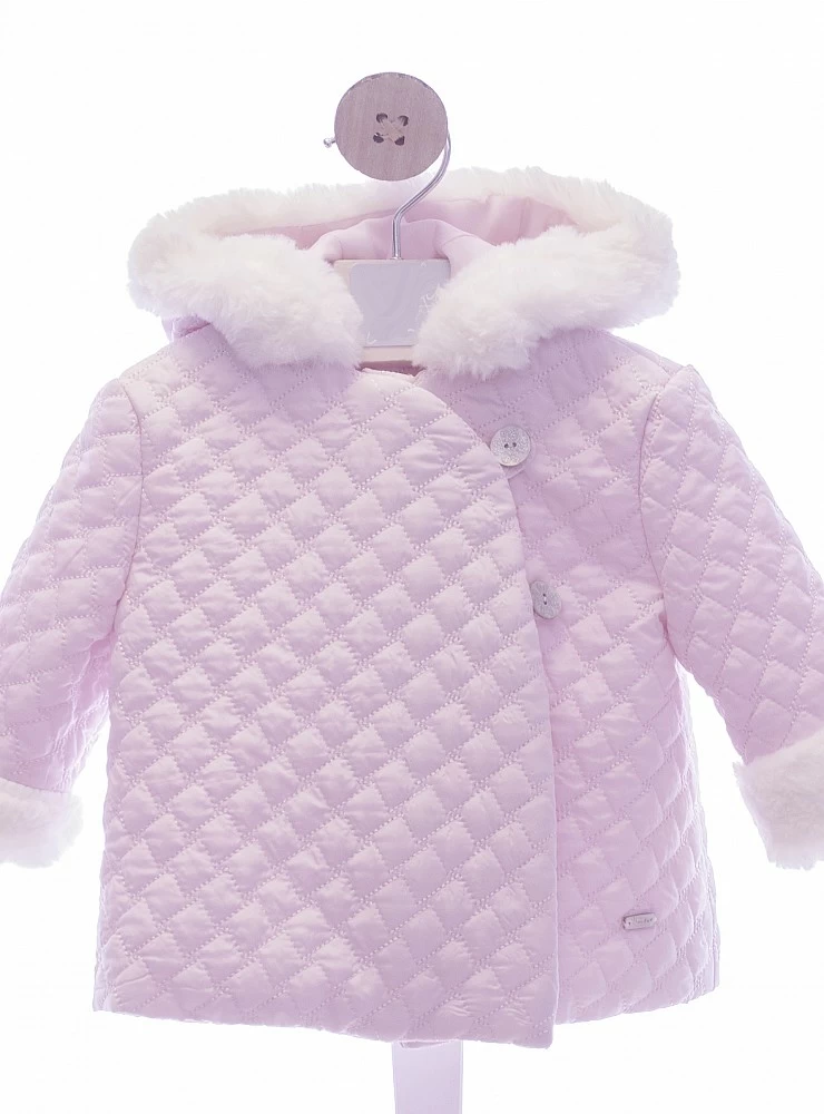 Chaquetón acolchado rosa con pelo beige. O-Invierno