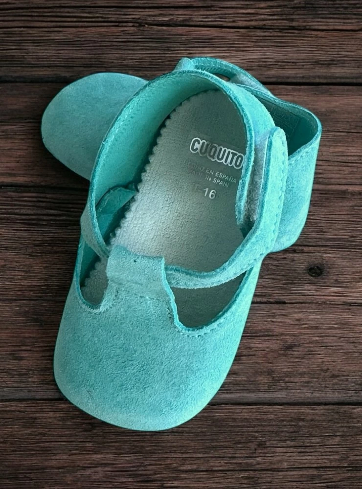 Children's sandal in water green suede