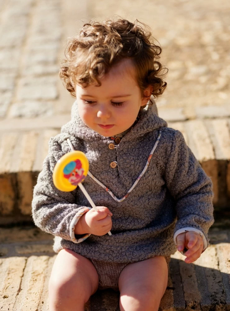 Children's sweatshirt from the Cocote Perritos collection