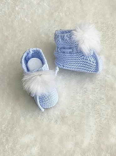 Chubby knit booties with natural fur pompom