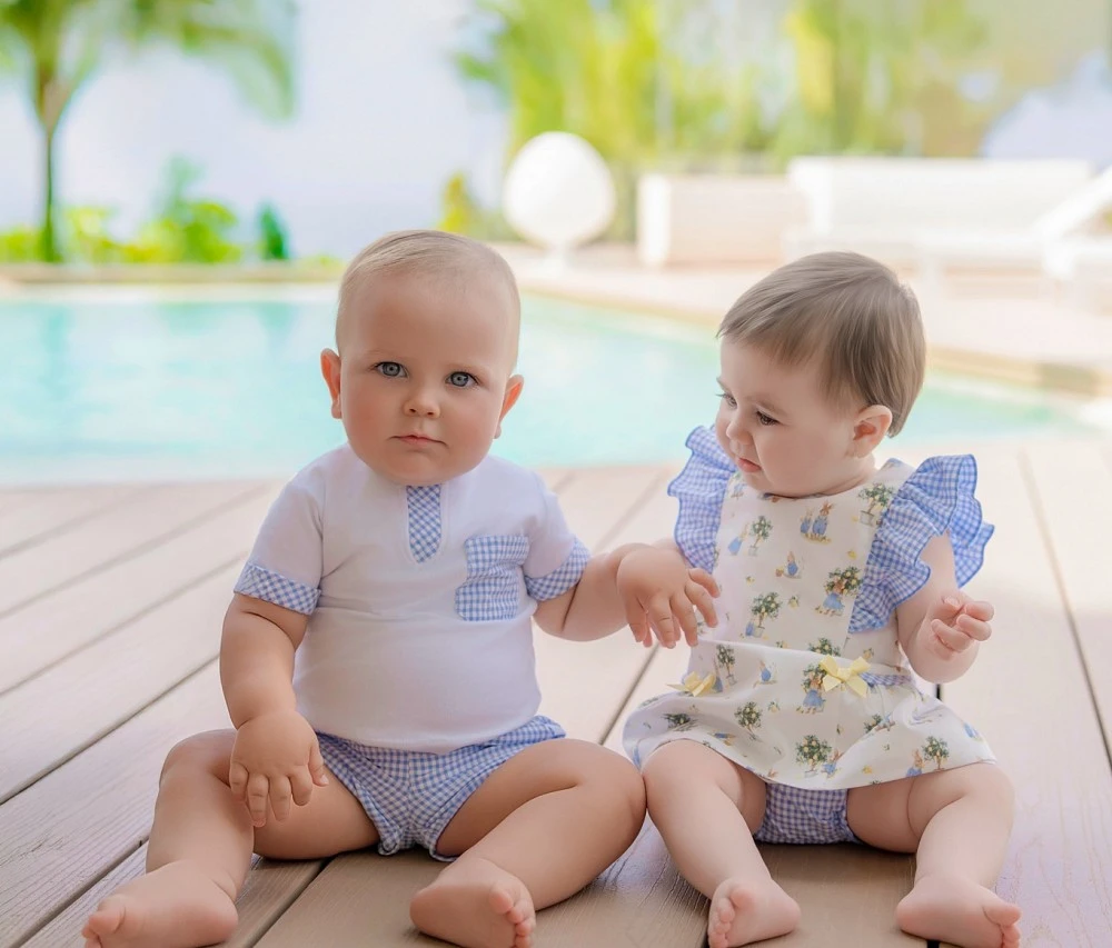 Clothes from 3 to 36 months