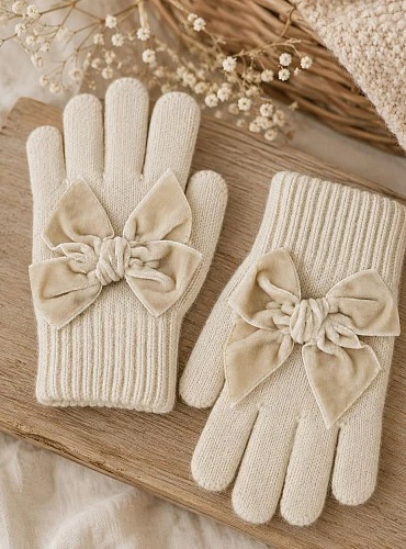 Condor brand gloves with velvet bow