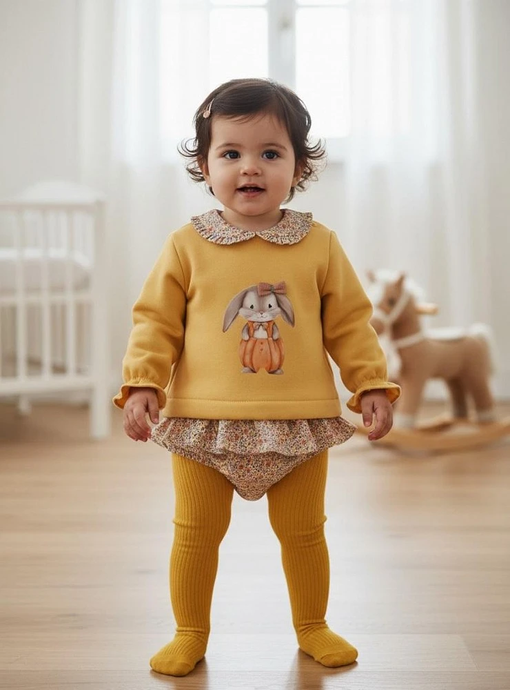 Conjunto bebé niña sudadera y braguita con volantes colección Cascabel