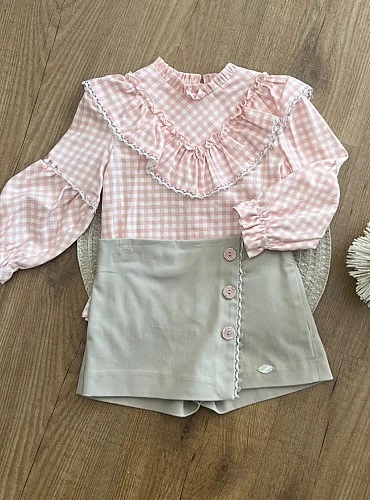 Conjunto blusa y falda pantalón de Miranda