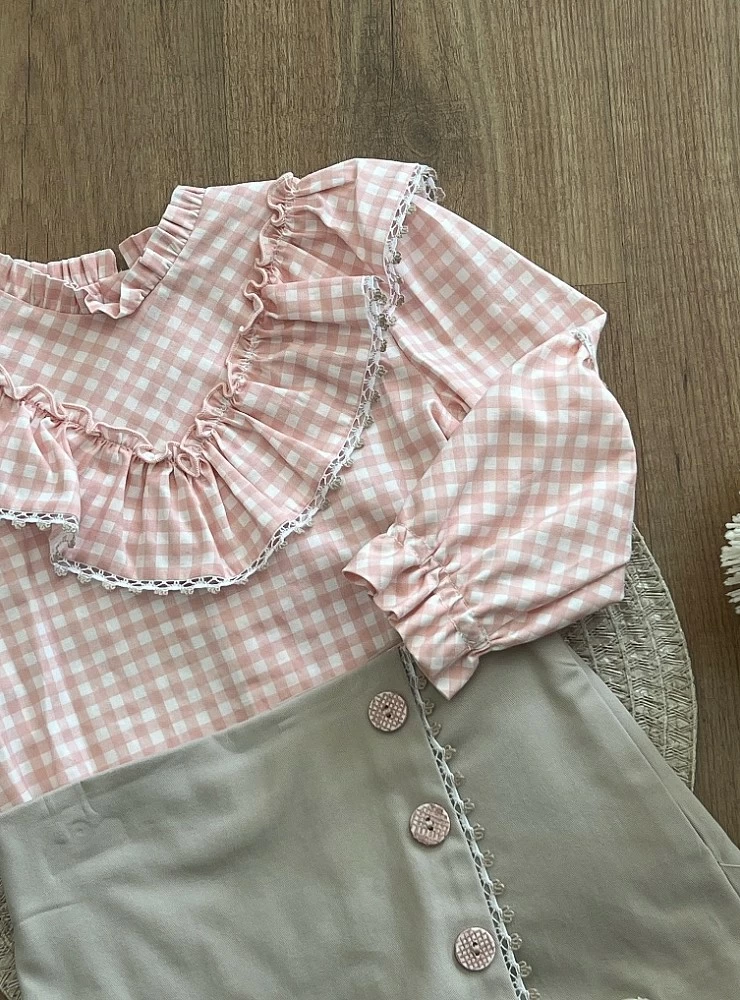 Conjunto blusa y falda pantalón de Miranda