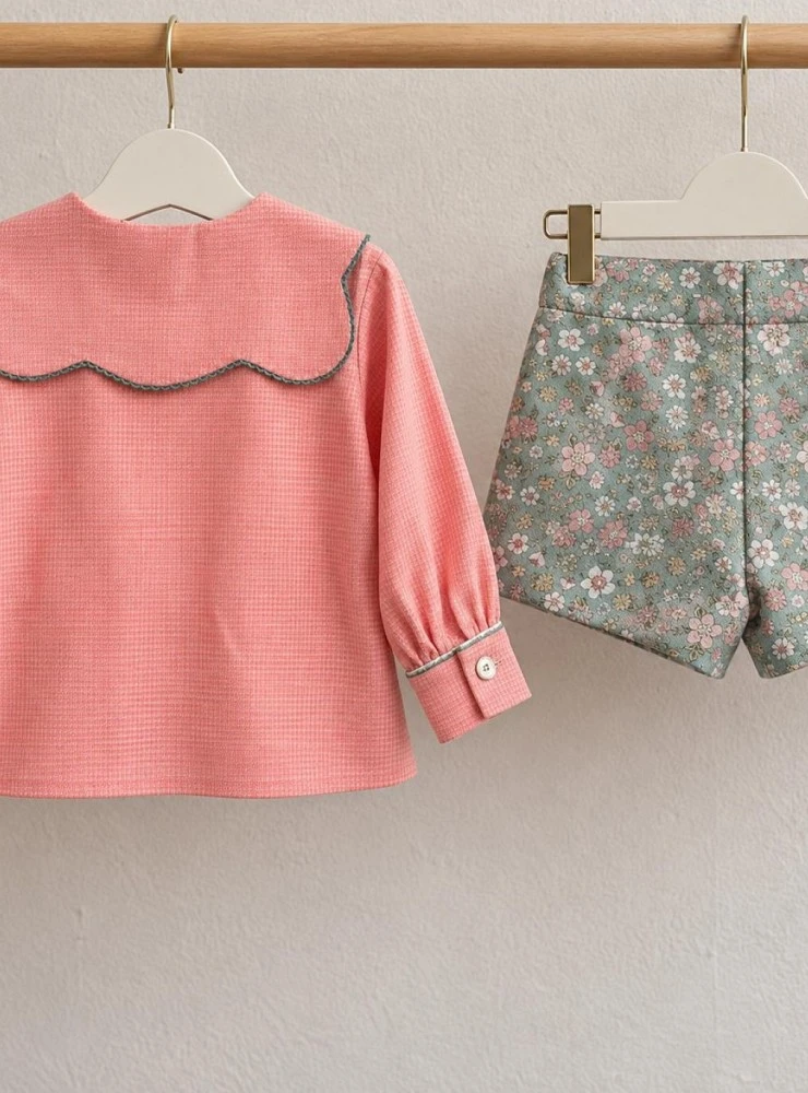 Conjunto blusa y falda pantalón niña Colección Mango