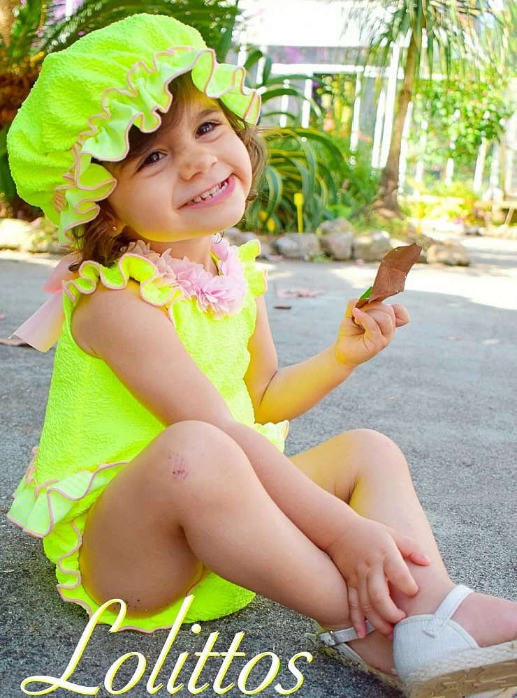 Conjunto de baño para niña de lolittos colección polo