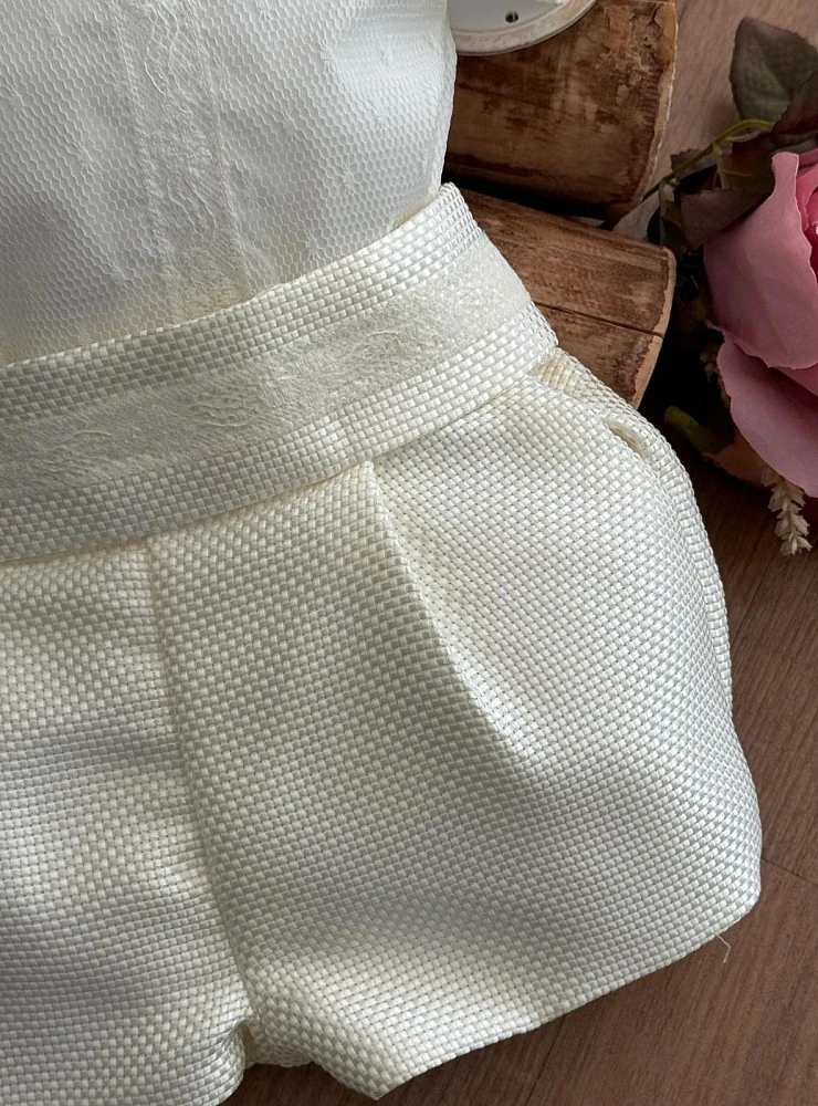 Conjunto de Bautizo para Bebé Niño de Tres Piezas Beige
