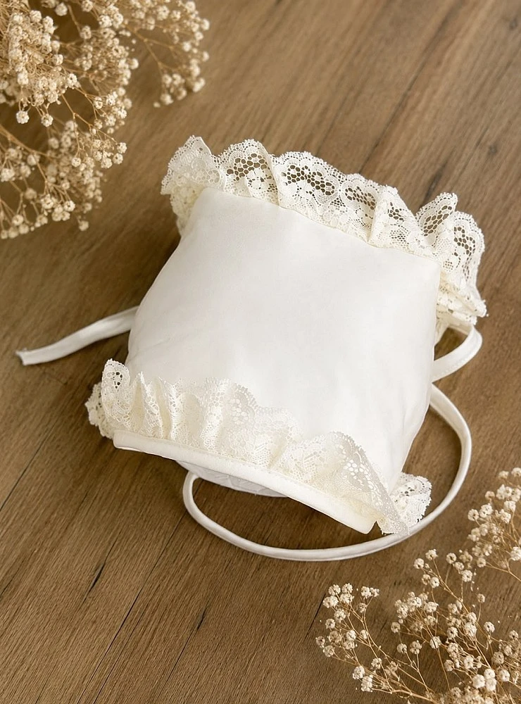 Conjunto de bautizo unisex. Faldon y capota