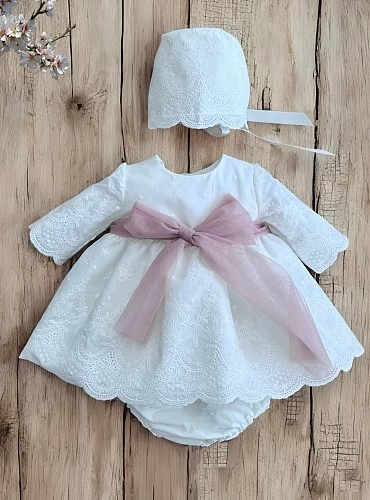 Conjunto de guipur con tres piezas Colección Dalia