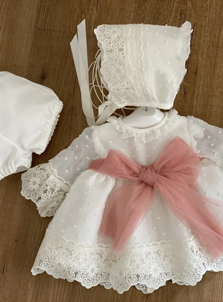 Conjunto de vestido, capota y braguita de bautizo para bebé