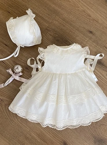 Conjunto de vestido y capota de bautizo para bebé en tul bordado