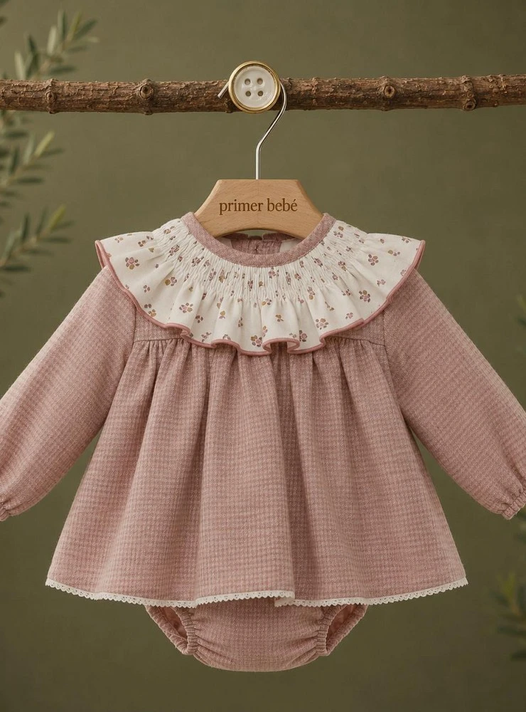 Conjunto Jesusito con Braguita Niña Colección Trineo