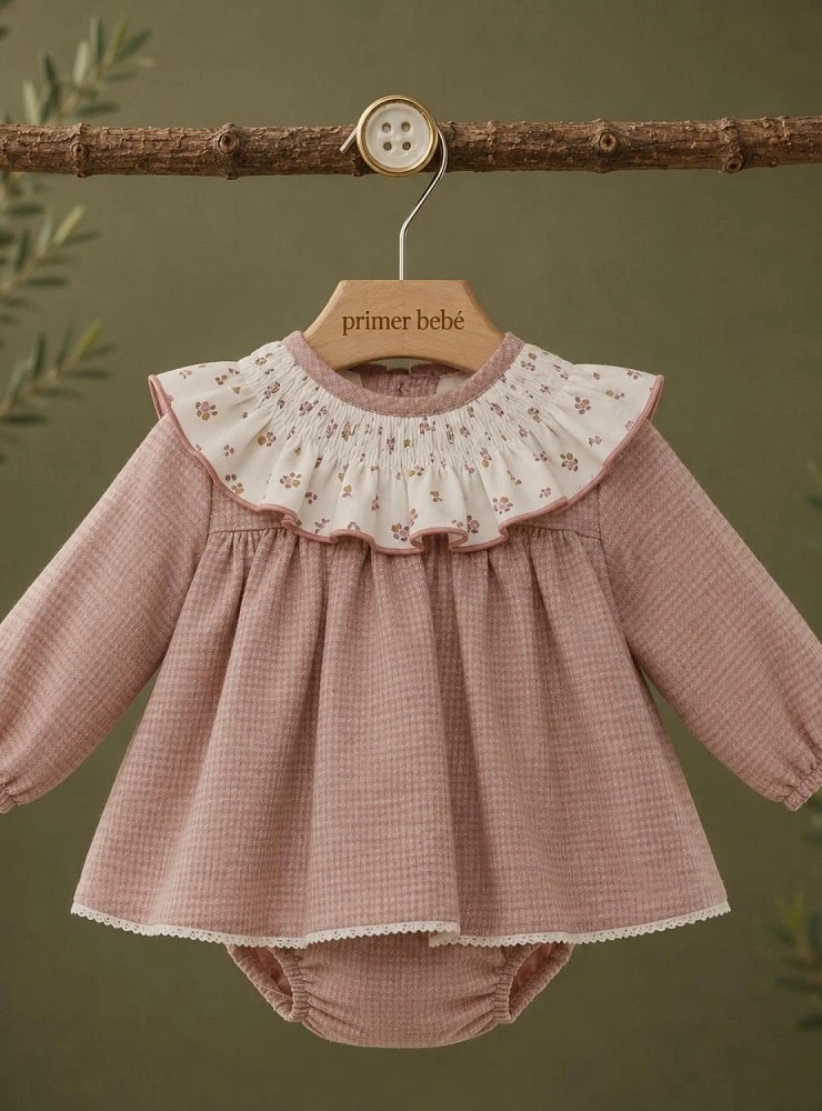 Conjunto Jesusito con Braguita Niña Colección Trineo