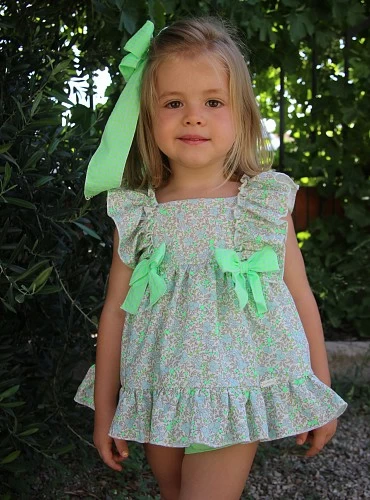 Conjunto jesusito y braga colección Viena de Diverdress by La Amapola