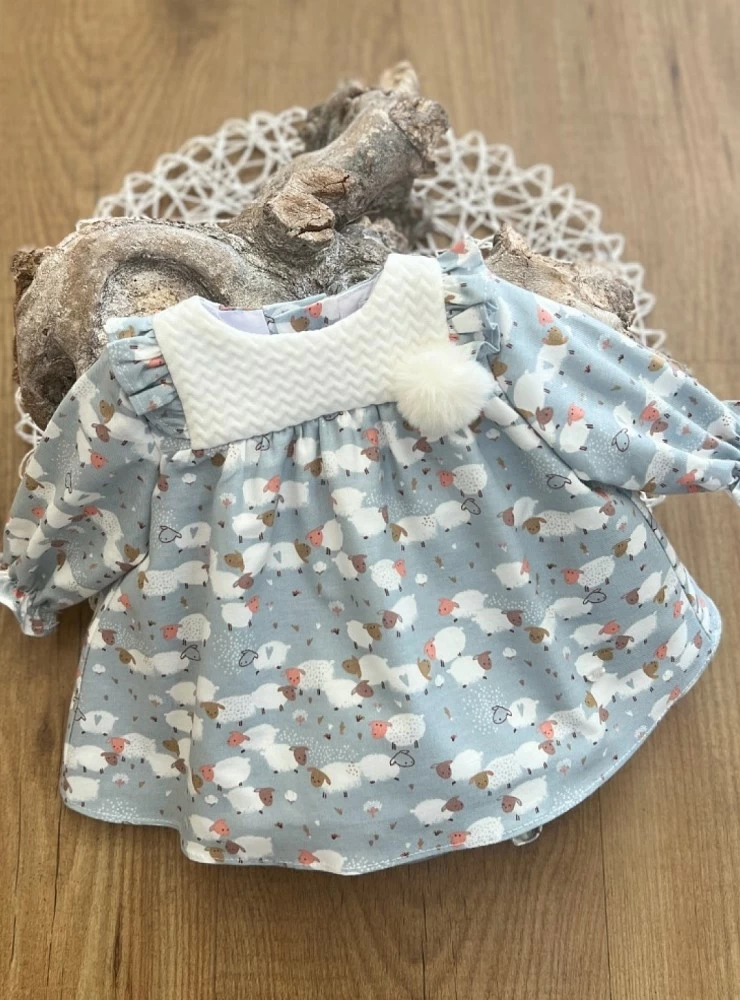Conjunto Jesusito y braga con Ovejitas Colección Marco