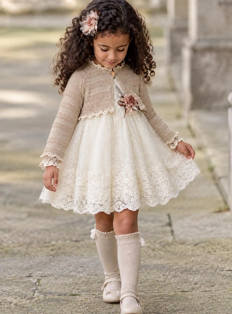 Conjunto Niña Jesusito Chaqueta y Braga Colección Nácar Lolittos
