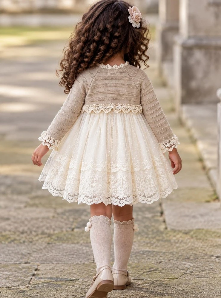 Conjunto Niña Jesusito Chaqueta y Braga Colección Nácar Lolittos