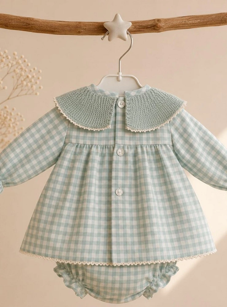 Conjunto para bebé niña con jesusito y braguita | Colección Sophia