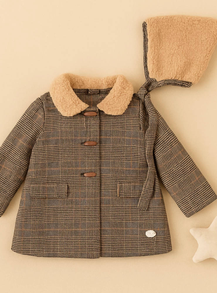 Conjunto para niña abrigo y capota London de josé varón