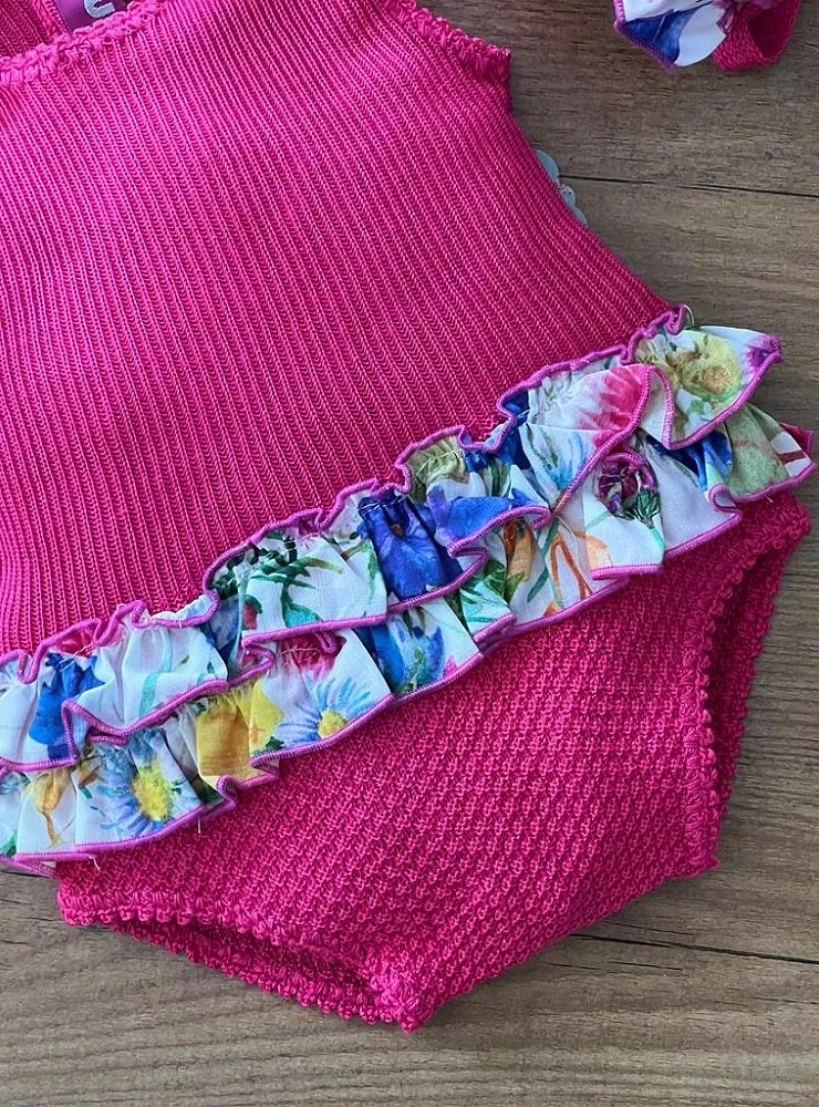 Conjunto para niña de nini. Ranita y capota Fucsia