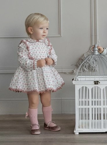 Conjunto para niña jesusito y braga colección Bugambilia
