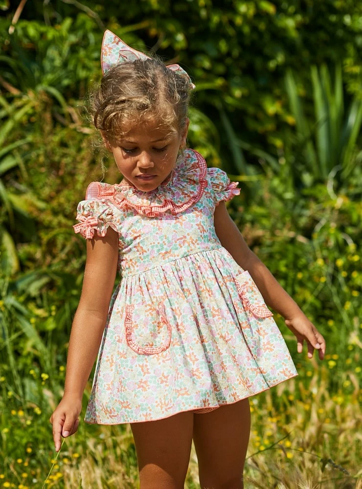Conjunto para niña tres piezas lirio de La Martinica