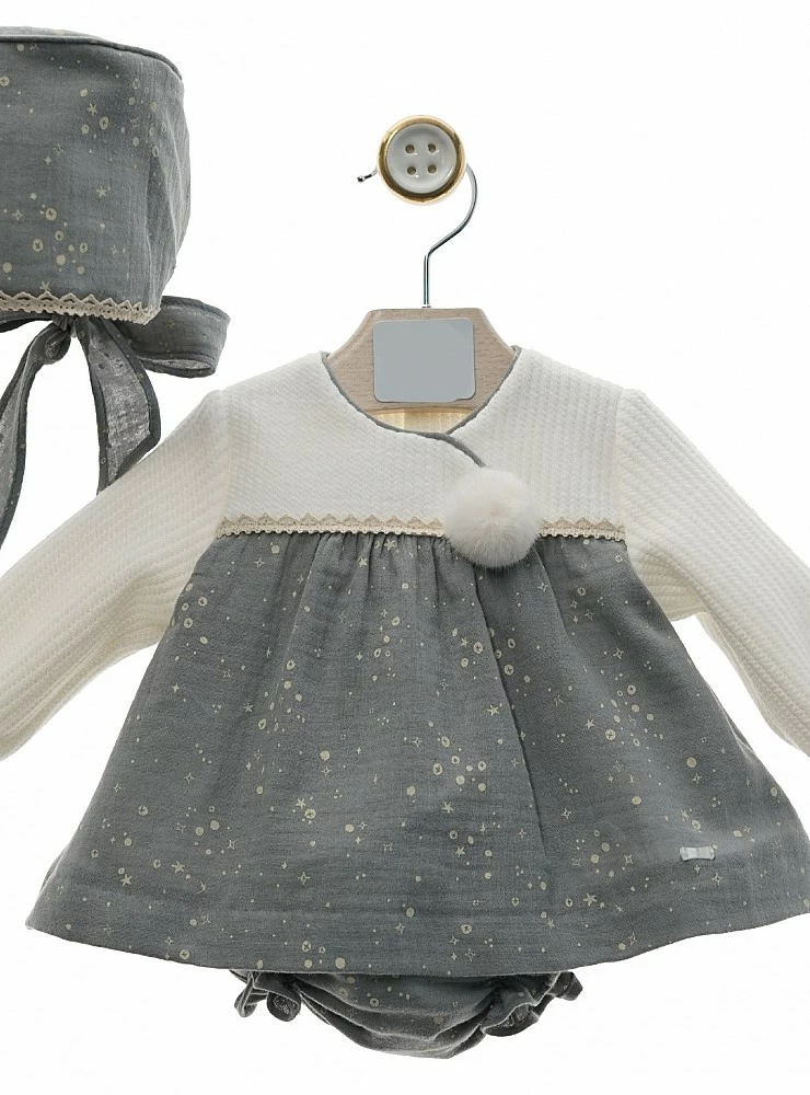 Conjunto para niña tres piezas. Colección Robin