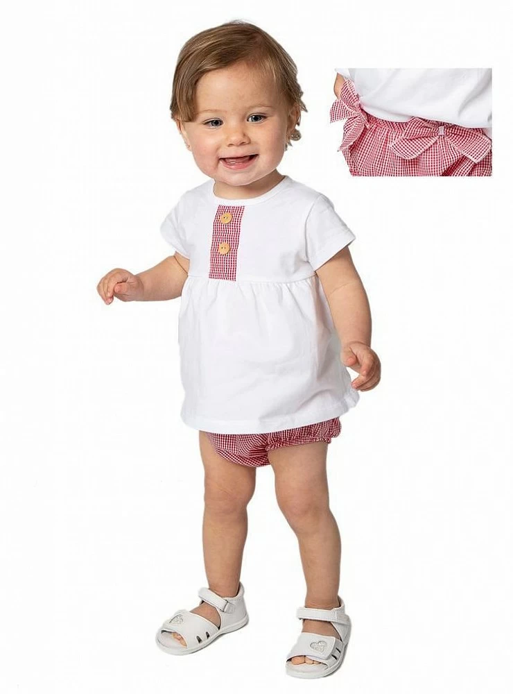 Conjunto para niña. Camiseta blanca y braguita de rayas rosa