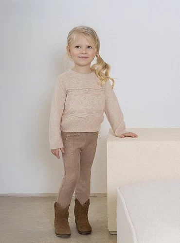 Conjunto para niña. Pantalón y Jersey