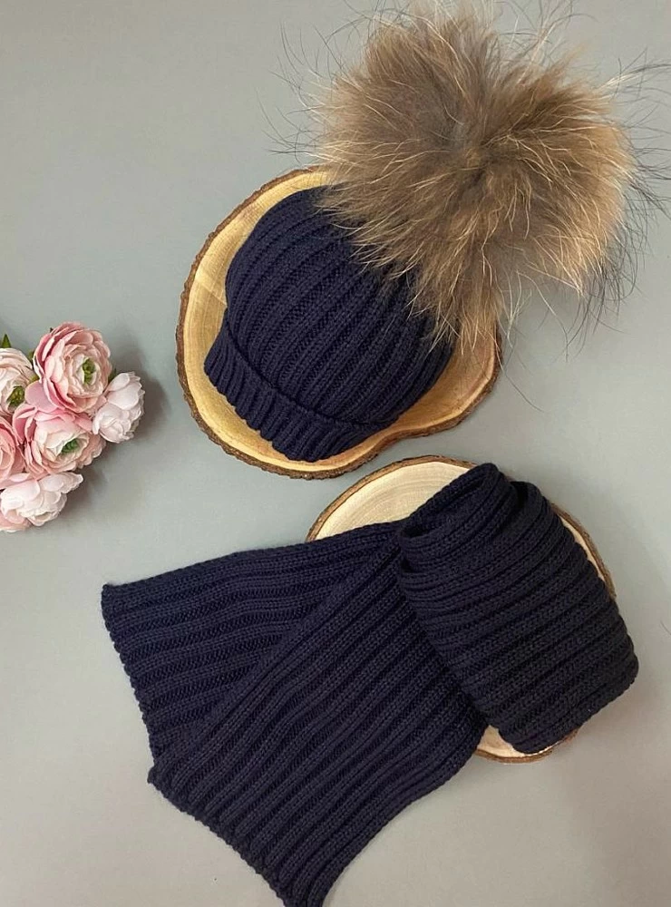 Conjunto unisex de Gorrito con Pompón y bufanda.