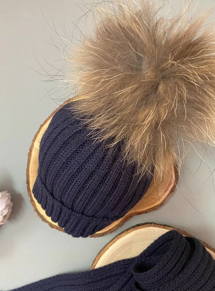 Conjunto unisex de Gorrito con Pompón y bufanda.