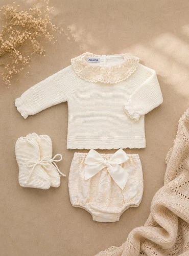 Conjunto unisex de punto y braguita color beige para bebé